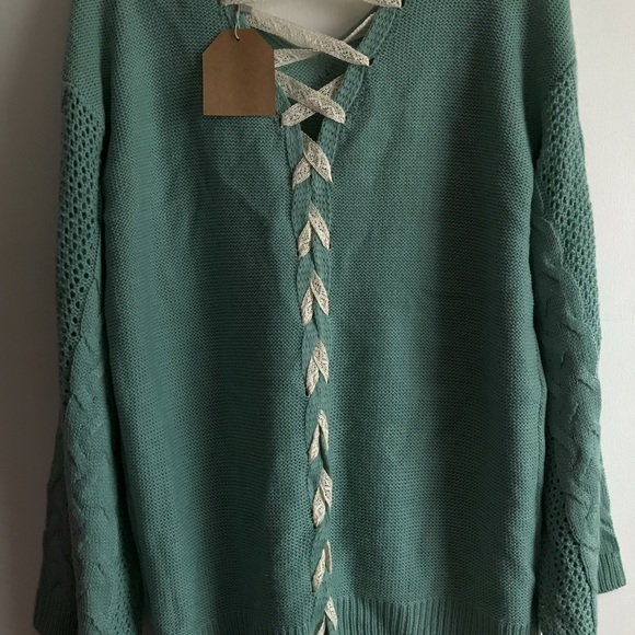 Tie back lightweight sweater - Picture 3 of 5